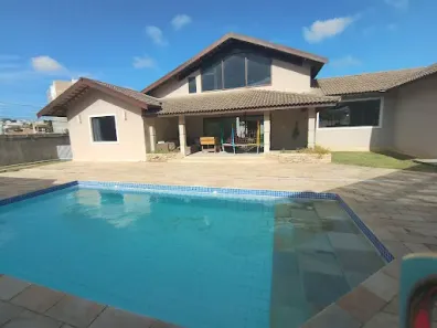 Casa com 4 Quartos para alugar, 350m² no Centro, São Pedro da Aldeia