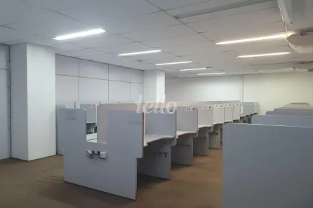 Sala Comercial para alugar, 273m² no República, São Paulo