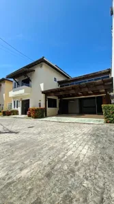 Casa de Condomínio com 4 Quartos à venda, 180m² no Buraquinho, Lauro de Freitas
