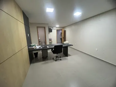 Sala Comercial para alugar, 34m² no Adrianópolis, Manaus