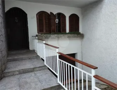 Casa com 4 Quartos para alugar, 500m² no Jardim Amália, Volta Redonda