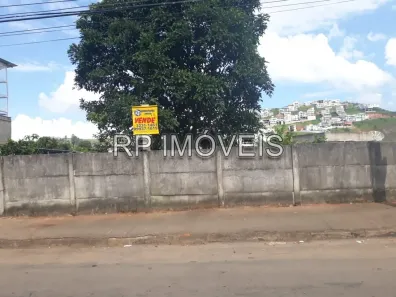 Lote/Terreno à venda, 500m² no São Pedro, Juiz de Fora