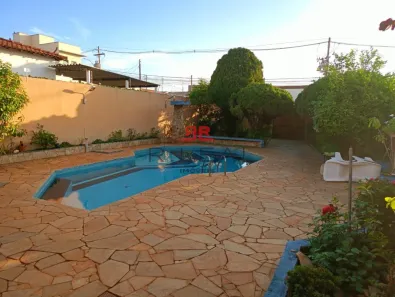 Casa com 3 Quartos à venda, 310m² no Núcleo Residencial Presidente Geisel, Bauru