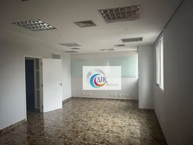 Sala Comercial para alugar, 140m² no Indianópolis, São Paulo