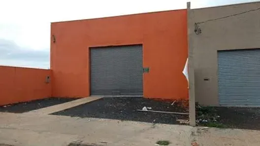 Ponto Comercial para alugar, 250m² no Loteamento Monte Hebron, Uberlândia
