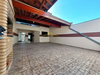 Sobrado com 3 Quartos à venda, 174m² no Parque Residencial Jaguari, Americana