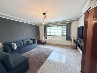 Casa com 3 Quartos à venda, 182m² no Jardim Paulista, Ribeirão Preto