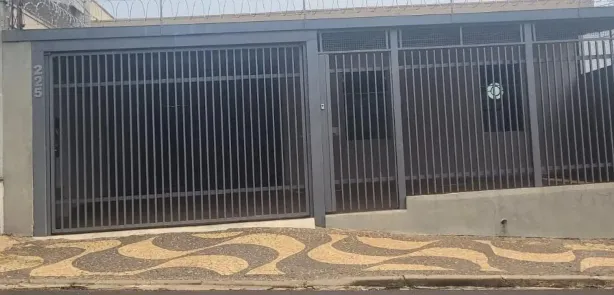 Casa com 3 Quartos à venda, 250m² no Jardim Cristo Rei, Marília