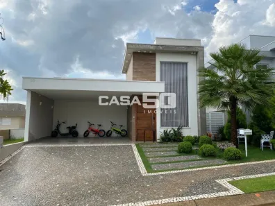 Casa de Condomínio com 3 Quartos à venda, 210m² no Swiss Park, Campinas