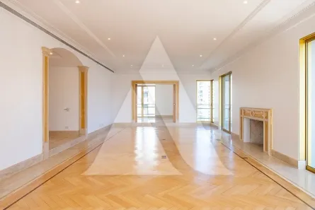 Apartamento com 4 Quartos para alugar, 530m² no Vila Nova Conceição, São Paulo