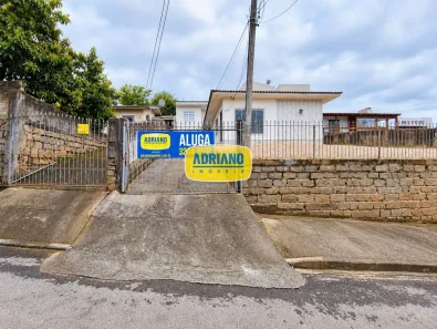 Casa com 3 Quartos para alugar, 85m² no Barreiros, São José