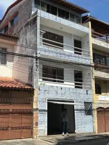 Casa com 2 Quartos para alugar, 130m² no Brotas, Salvador