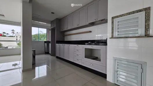 Apartamento com 3 Quartos para alugar, 130m² no Ariribá, Balneário Camboriú