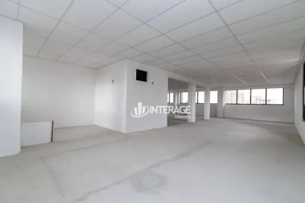 Sala Comercial à venda, 213m² no Centro, Curitiba
