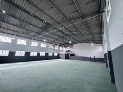 Galpão/Depósito/Armazém para alugar, 839m² no Nova Petrópolis, São Bernardo do Campo