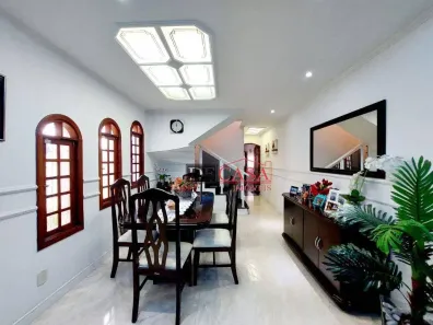 Sobrado com 3 Quartos para alugar, 240m² no Chácara Belenzinho, São Paulo