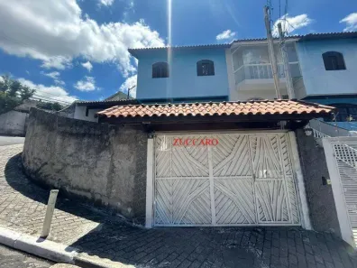 Sobrado com 3 Quartos para alugar, 163m² no Jardim Santa Mena, Guarulhos