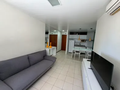 Apartamento com 1 Quarto para alugar, 47m² no Pajuçara, Maceió