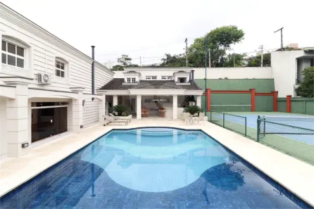 Sobrado com 4 Quartos à venda, 709m² no Jardim das Bandeiras, São Paulo