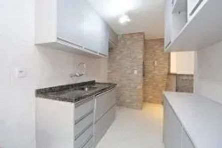 Apartamento com 2 Quartos à venda, 58m² no Passo da Areia, Porto Alegre