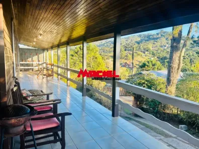 Fazenda/Sítio com 4 Quartos à venda, 305m² no Vila Natal, Campos do Jordão