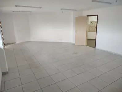 Sala Comercial para alugar, 76m² no Centro, Belo Horizonte