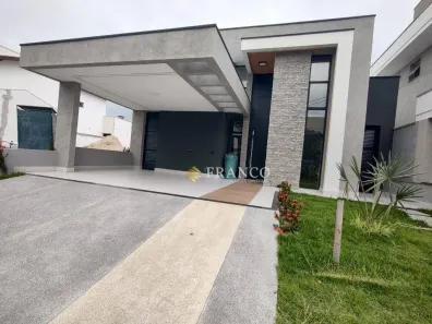 Casa de Condomínio com 3 Quartos à venda, 175m² no Castelo, Tremembé