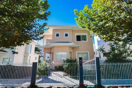 Casa com 4 Quartos à venda, 330m² no Pedra Branca, Palhoça