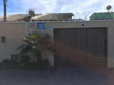 Casa com 3 Quartos à venda, 100m² no Residencial Center Ville, Goiânia