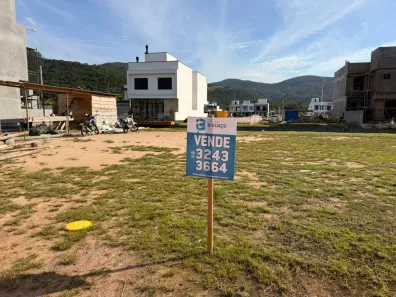 Lote/Terreno à venda, 150m² no Beira Rio, Biguaçu
