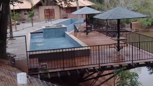 Fazenda/Sítio com 4 Quartos à venda, 200m² no Centro, Paraibuna