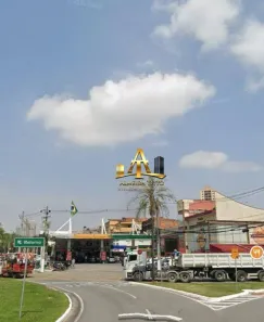 Prédio Comercial à venda, 2700m² no Jardim dos Camargos, Barueri
