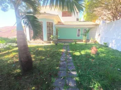 Casa de Condomínio com 3 Quartos à venda, 281m² no Badu, Niterói