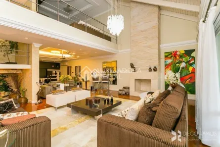 Sobrado com 4 Quartos à venda, 656m² no Partenon, Porto Alegre