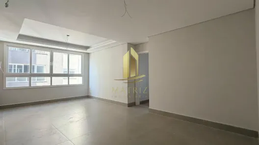 Apartamento com 3 Quartos para venda ou aluguel, 107m² no Centro, Franca