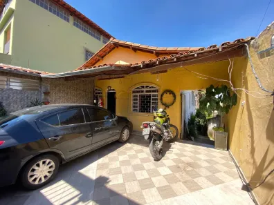 Casa com 2 Quartos à venda, 400m² no Novo Progresso, Contagem