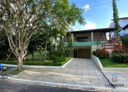 Casa de Condomínio com 4 Quartos à venda, 247m² no Prado, Gravatá