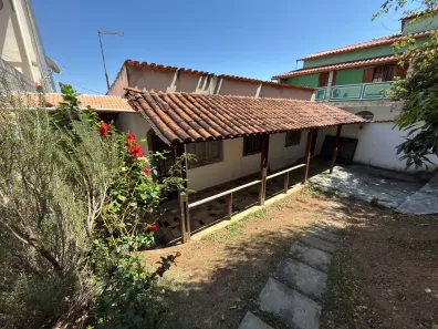 Casa com 3 Quartos à venda, 360m² no Santa Luzia, Contagem