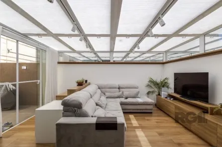 Apartamento com 2 Quartos para alugar, 99m² no Farrapos, Porto Alegre