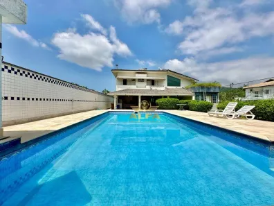 Casa de Condomínio com 5 Quartos à venda, 550m² no Jardim Acapulco, Guarujá