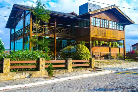 Casa de Condomínio com 5 Quartos à venda, 597m² no Alpes Suiços, Gravatá