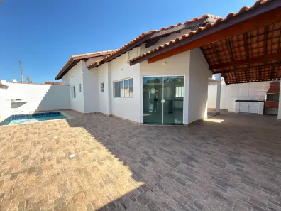 Casa com 3 Quartos à venda, 77m² no Balneário Tupy, Itanhaém
