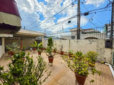 Casa com 3 Quartos à venda, 212m² no Nossa Senhora das Graças, Manaus