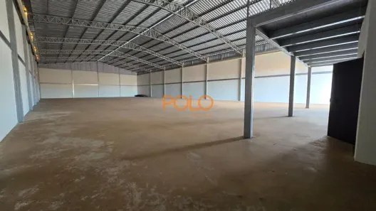 Galpão/Depósito/Armazém para alugar, 842m² no Laranjeiras, Uberlândia