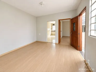 Casa com 2 Quartos à venda, 77m² no Vila Gato, Bragança Paulista