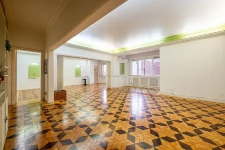 Apartamento com 3 Quartos à venda, 190m² no Independência, Porto Alegre