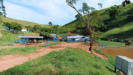 Fazenda/Sítio com 3 Quartos à venda, 42m² no , Paraibuna