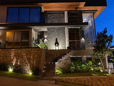 Casa com 4 Quartos para alugar, 620m² no Cacupé, Florianópolis