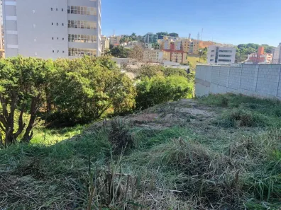 Lote/Terreno à venda, 648m² no Estoril, Belo Horizonte