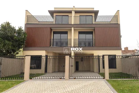 Sobrado com 3 Quartos à venda, 128m² no Hauer, Curitiba